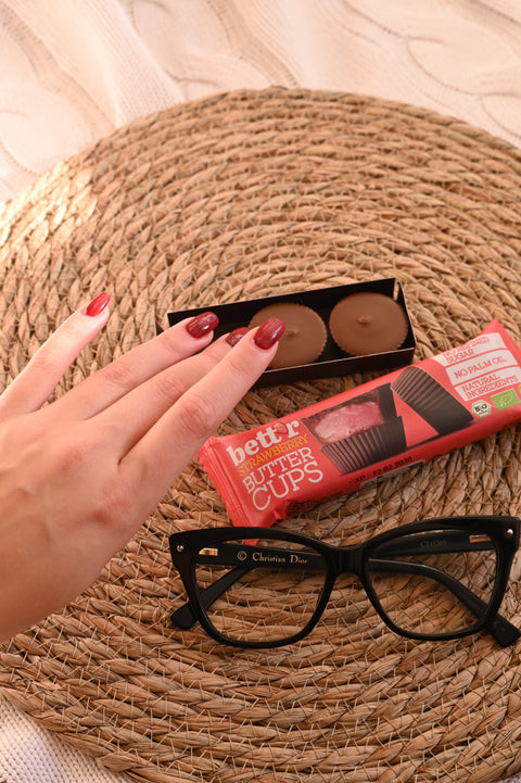 BIO Nut Butter Cups with Strawberry Cream