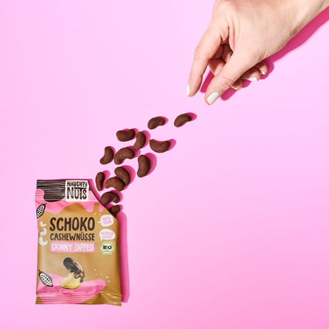Bio Chocolate Cashews Skinny Dipped, Naughty Nuts